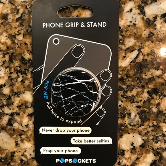 Variety of pop sockets - Picture 2 of 5